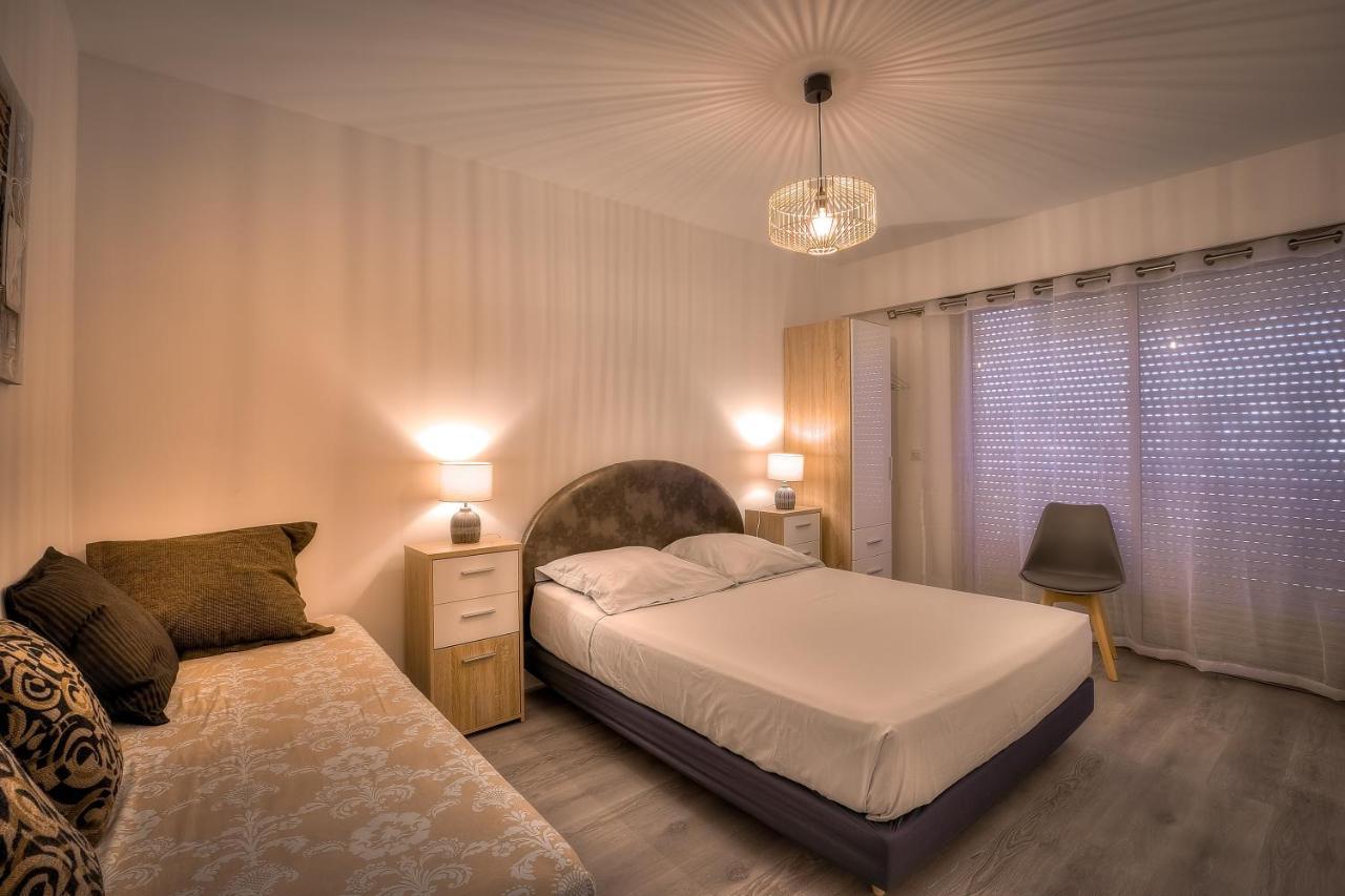 Le Sun-Beach - Spacieux 3 Pieces Avec Parking A 400 M Des Plages De Juan-Les-Pins Luaran gambar