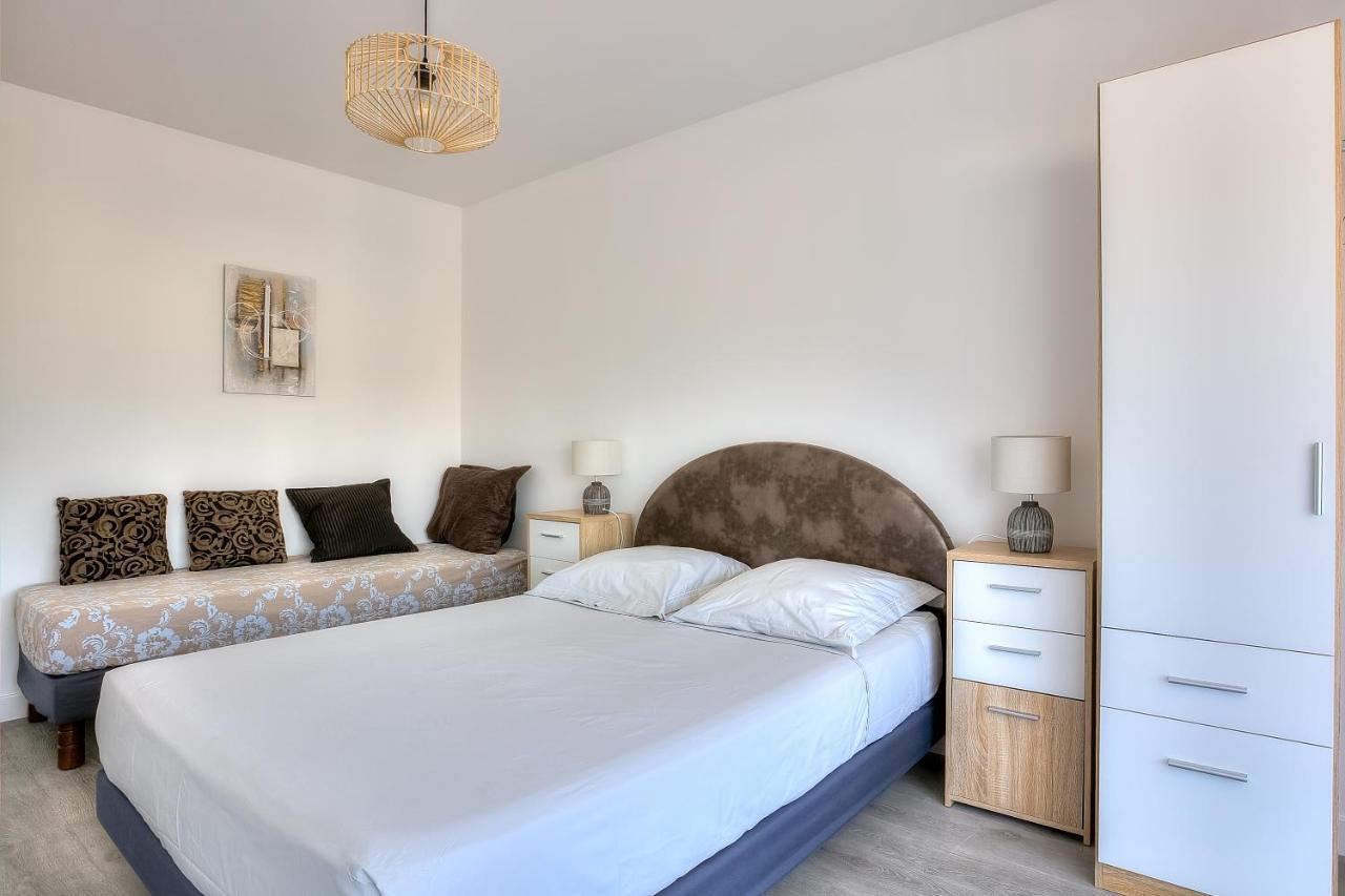 Le Sun-Beach - Spacieux 3 Pieces Avec Parking A 400 M Des Plages De Juan-Les-Pins Luaran gambar